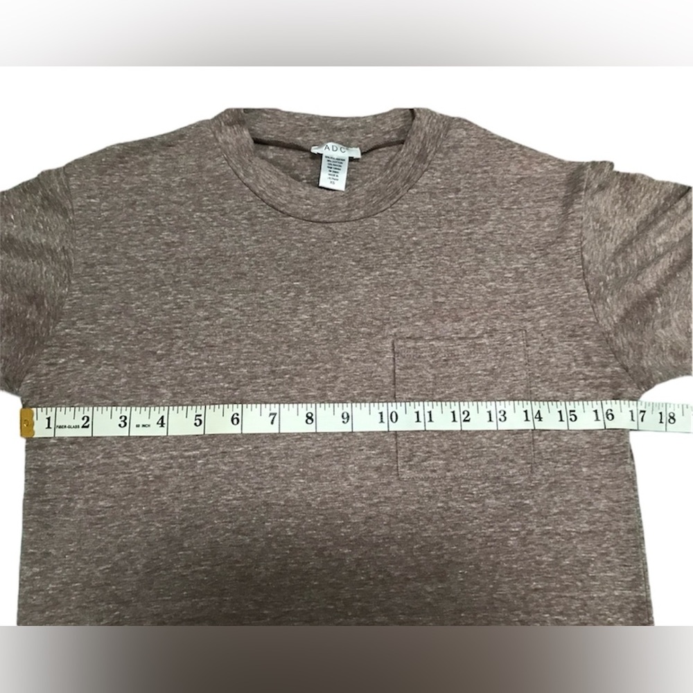 ADC Light Heather Burgundy Crop Short Sleeve T-Shirt Size XSmall Juniors - Picture 3 of 5